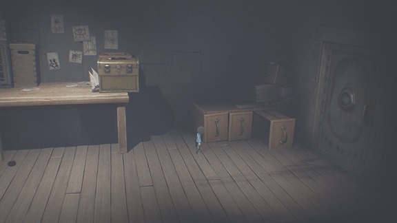 箱を押してもらう