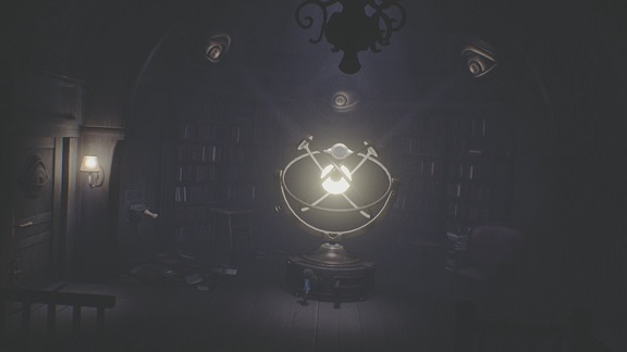 ３つの目に光を